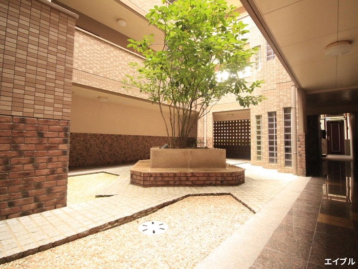 エントランス部分 ホープＳパレス