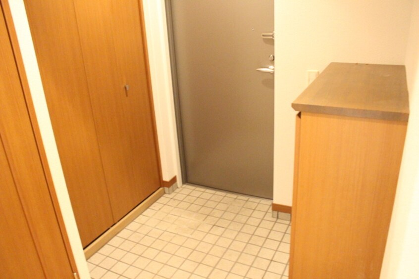 玄関 ティファ－ナ高宮