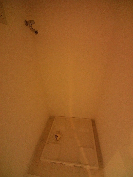 洗濯機置場 レジディア西新