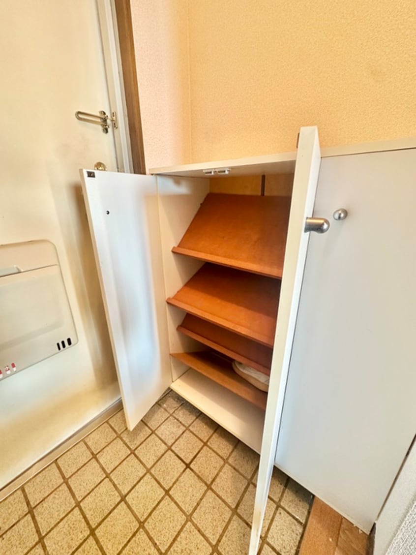 靴箱 ヴィ－ヴル中間