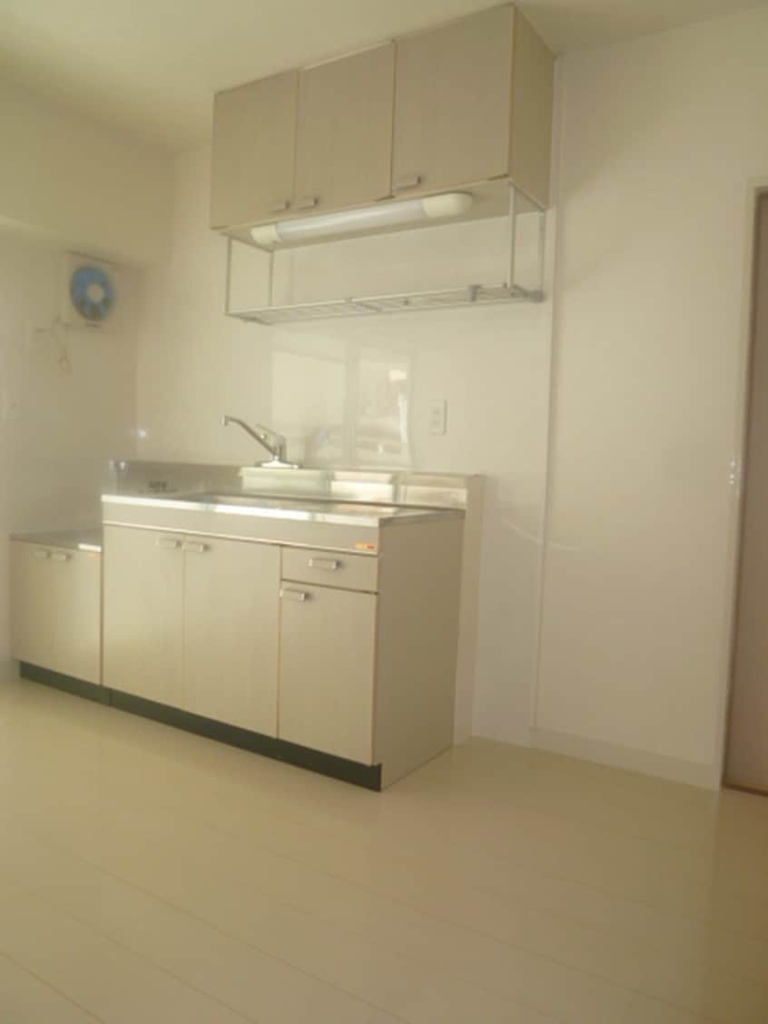 キッチン アソシエート前田