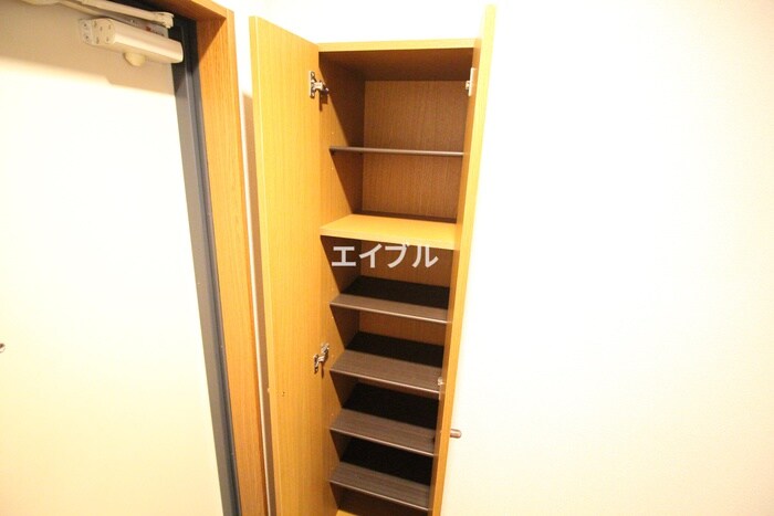 靴箱 ルーチェクール花畑