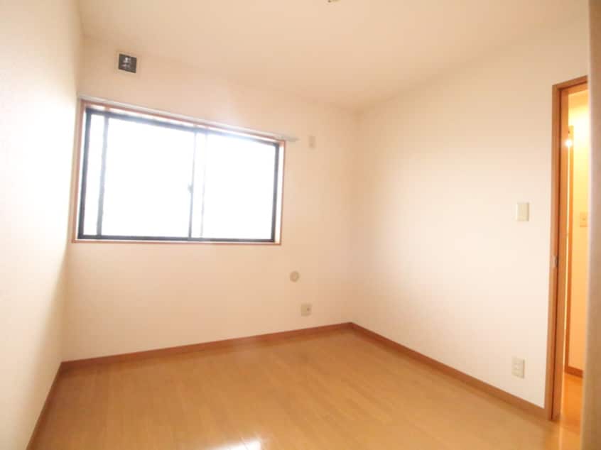 居室 リリーガーデン