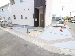 同型モデル