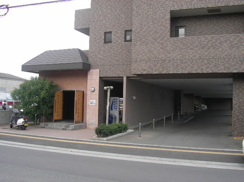 エントランス部分 R‘ｓレジデンス松島