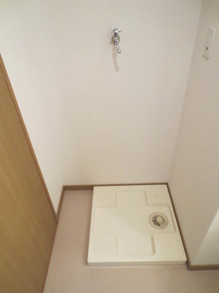 洗濯機置場 R‘ｓレジデンス松島