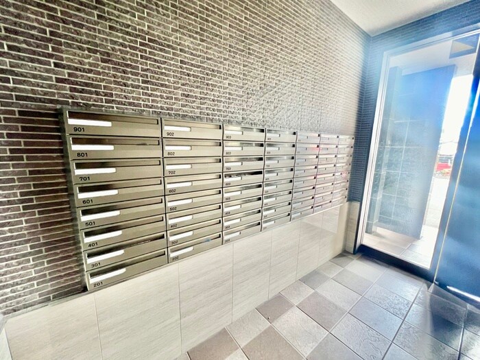 エントランス部分 THE SQUARE・KOBAI PREMIUM