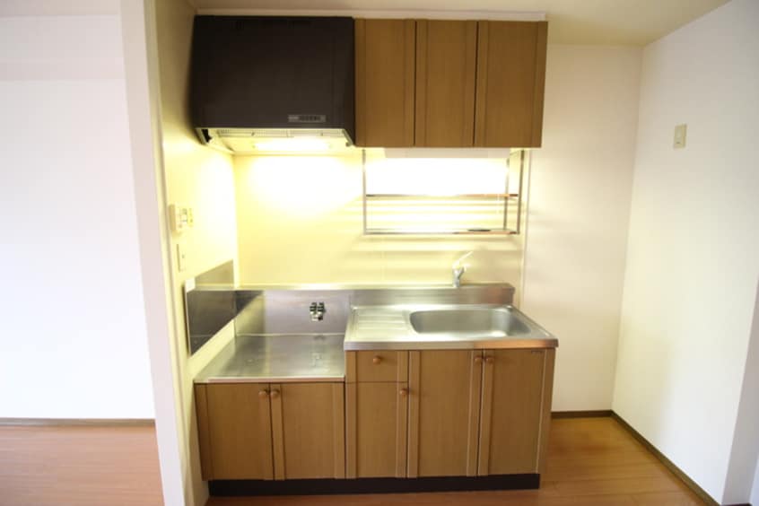 キッチン セジュール萩尾Ａ