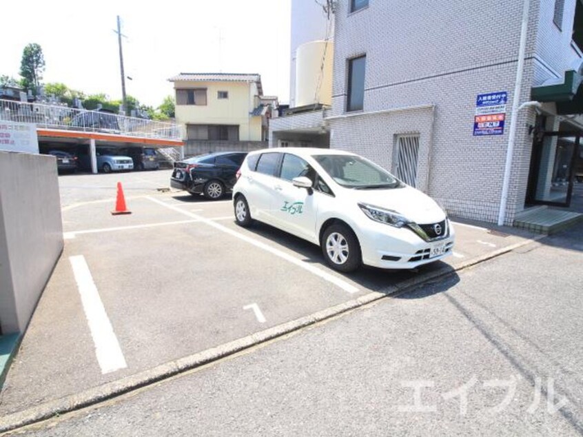 駐車場 ロマネスク志井