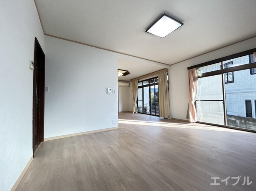 居室 花ヶ浦３丁目貸家