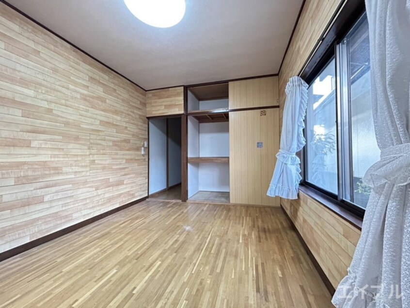 居室 花ヶ浦３丁目貸家