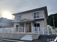 ロイヤルハウス東郷