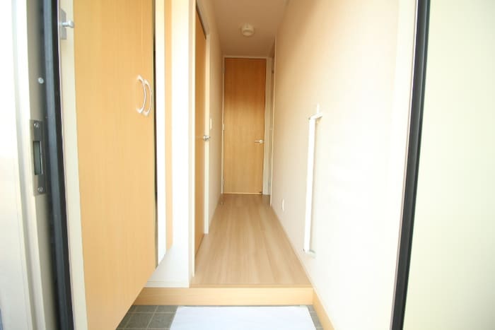 玄関 スフェール８２３Ａ棟