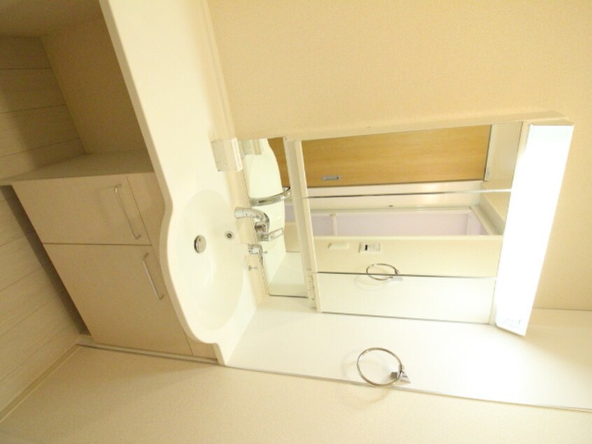 洗面 スフェール８２３Ａ棟