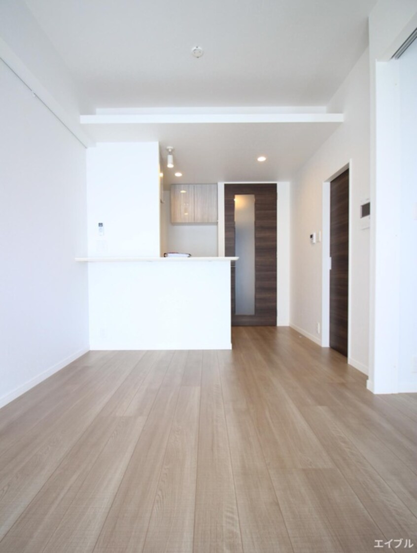 居室 エンクレスト空港通り(608)