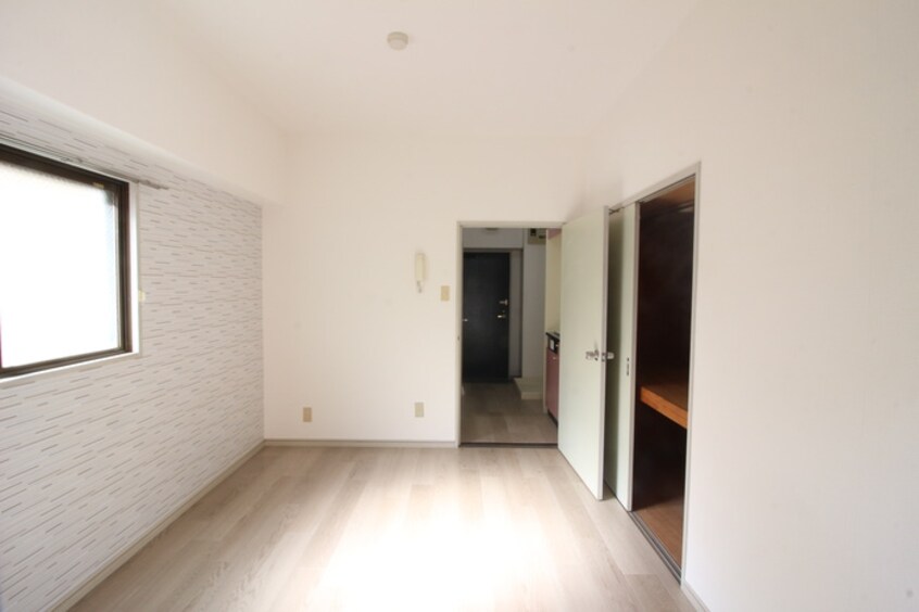 居室 メープルコート西新