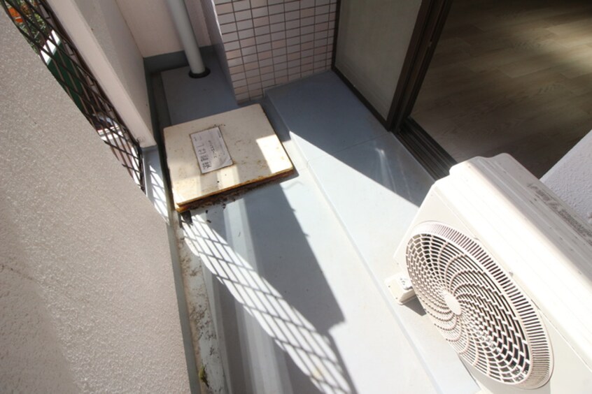 ベランダ・バルコニー メープルコート西新