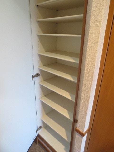 靴箱 クリムゾン博多Ⅱ