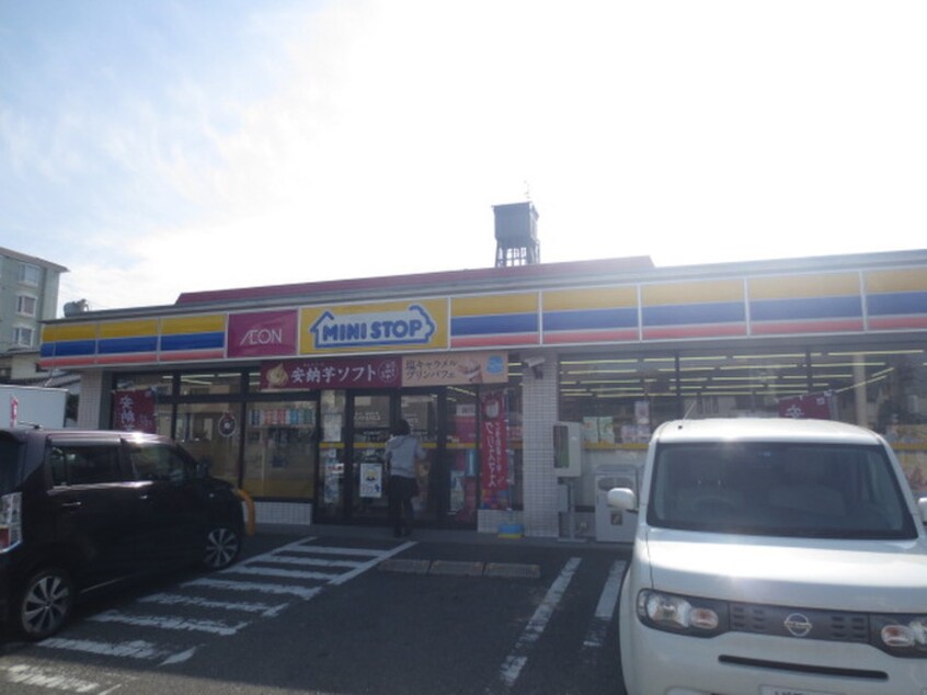 ミニストップ(コンビニ)まで380m ファースト ヒルズ