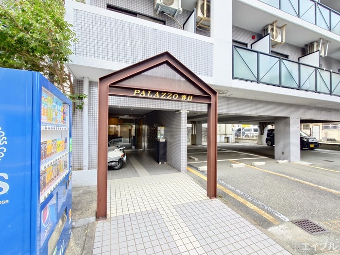 エントランス部分 PALAZZO春日