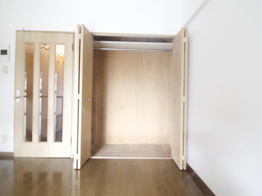 収納 PALAZZO春日