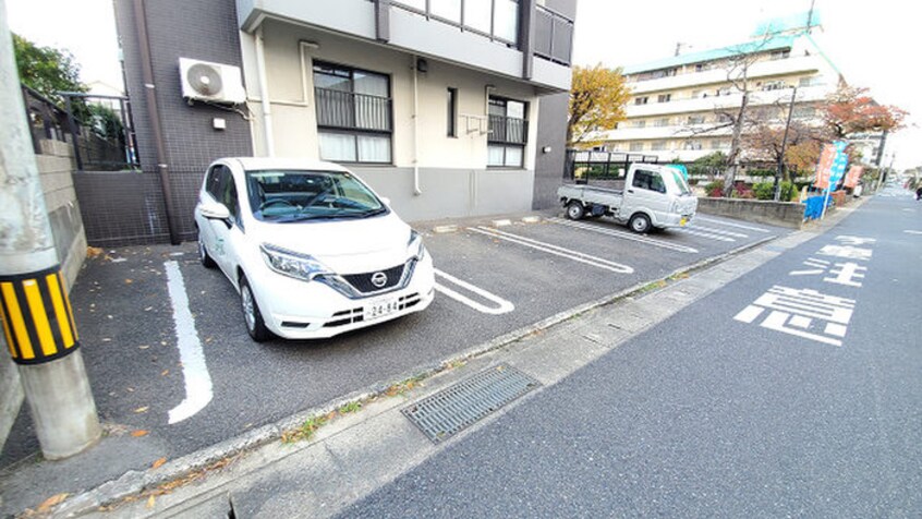 駐車場 高峰第6晴和ビル