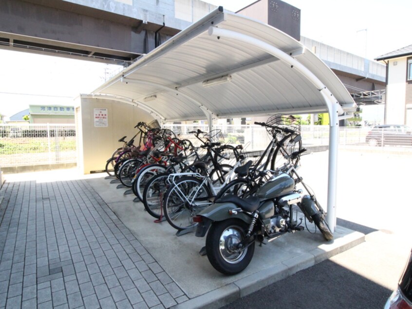 駐輪場 Ｂｅｎｅｓｔａ久留米