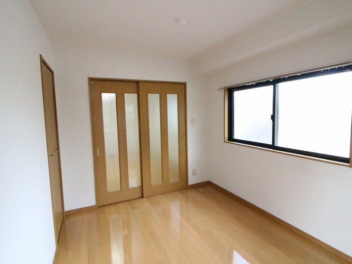 居室 ロージュマン中曽根