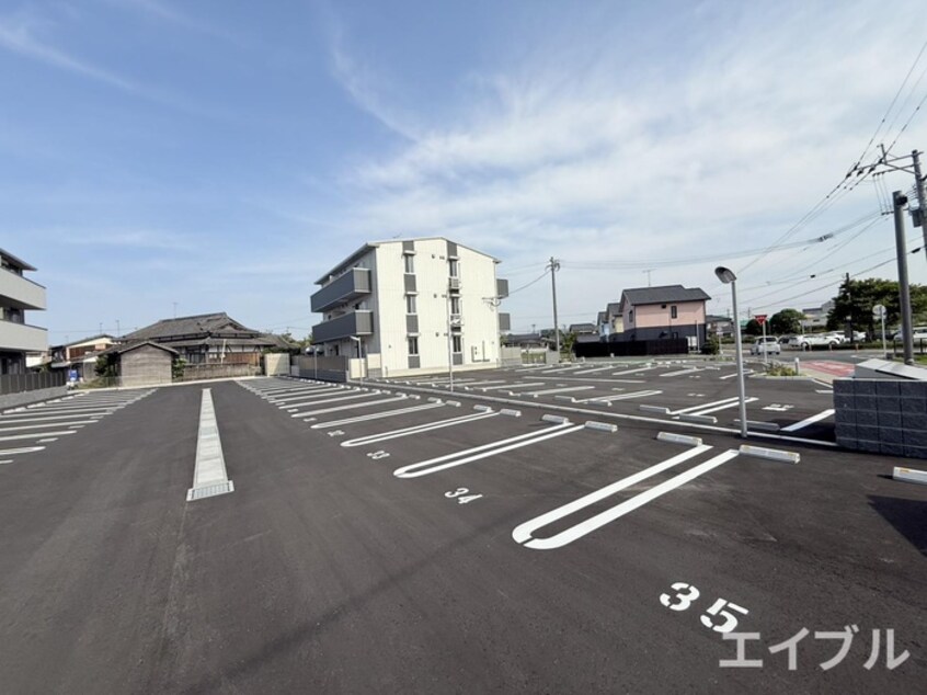 駐車場 Brillia Twin Stage B棟