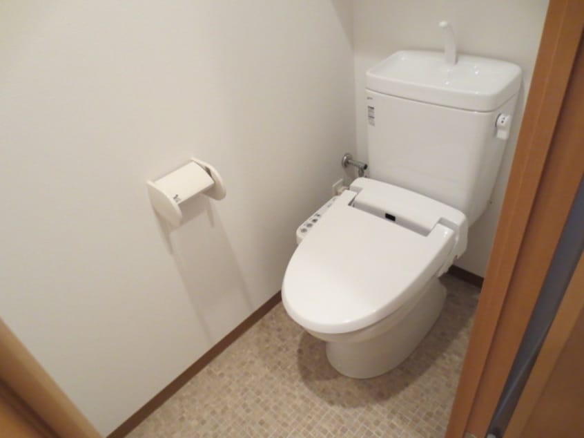 トイレ ウイングス三萩野