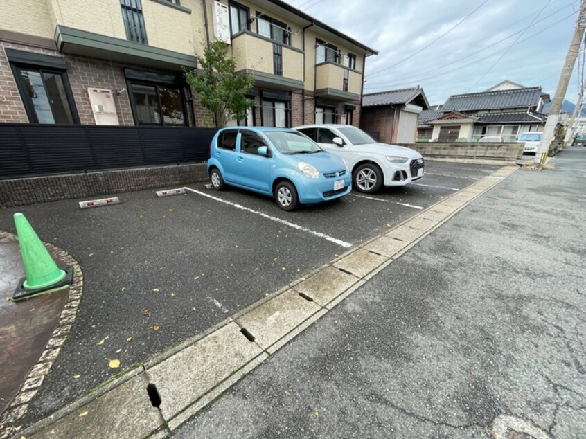 駐車場 コンフォ－ルＳ