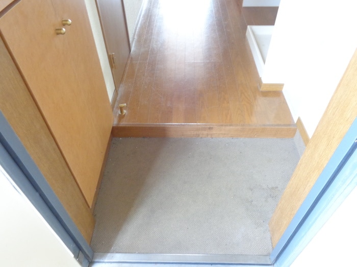 玄関 プレジール諸岡