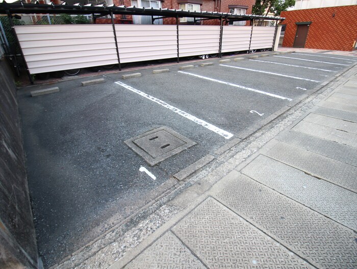 駐車場 プレリュード東那珂