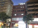 参番館の外観