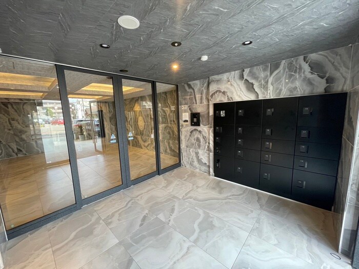 エントランス部分 ERUZA　GLANZ黄金