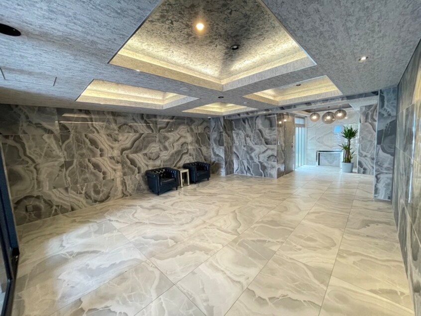 エントランス部分 ERUZA　GLANZ黄金