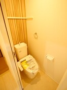 トイレ ERUZA　GLANZ黄金