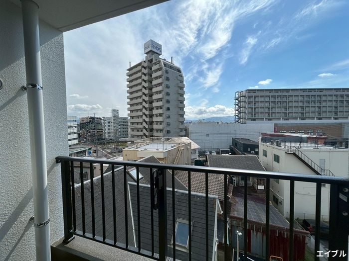 室内からの展望 Alivis南福岡north