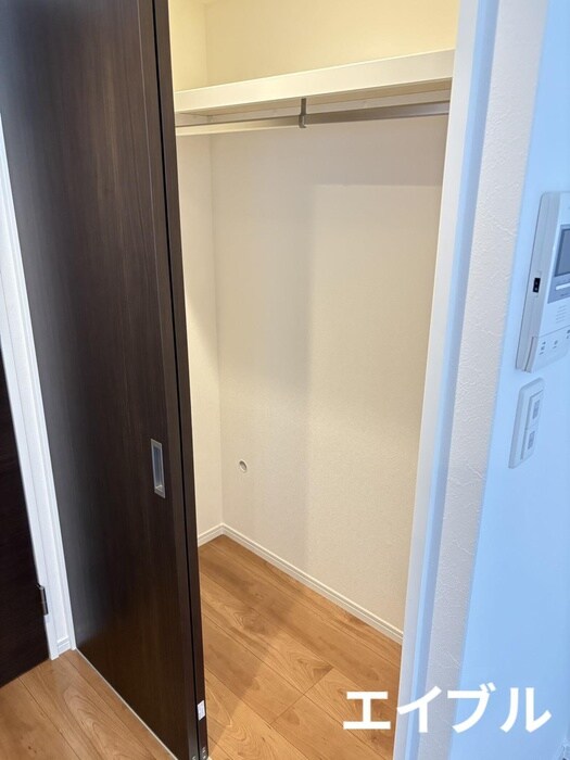 収納 Ｌｅ　ｃｈａｔ　ｎｏｉｒ