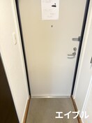 玄関 Ｌｅ　ｃｈａｔ　ｎｏｉｒ