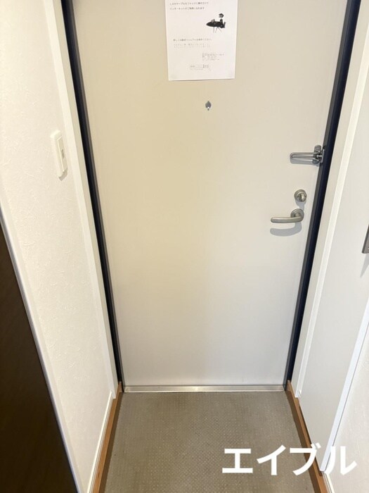 玄関 Ｌｅ　ｃｈａｔ　ｎｏｉｒ