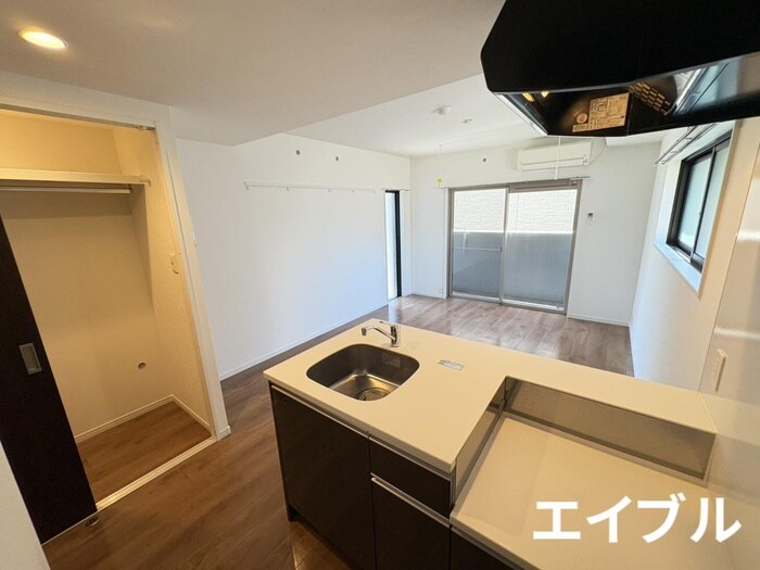 居室 Ｌｅ　ｃｈａｔ　ｎｏｉｒ