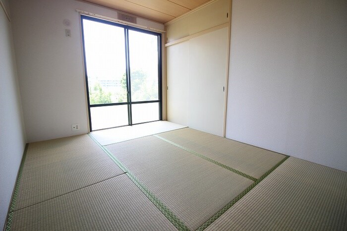 居室 第３新屋敷ハイツ