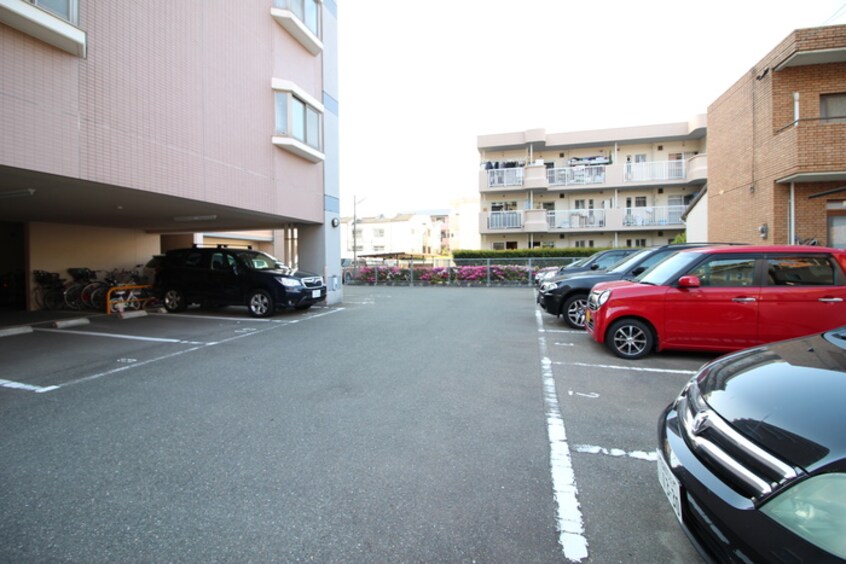 駐車場 フェリセ ステージ梅光園