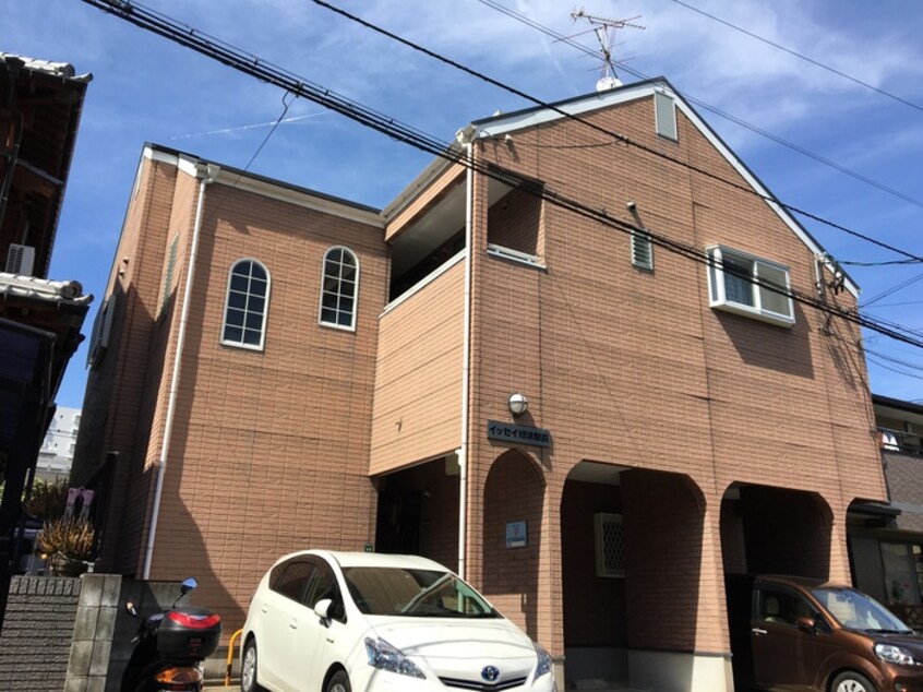外観写真 イッセイ姪浜駅前