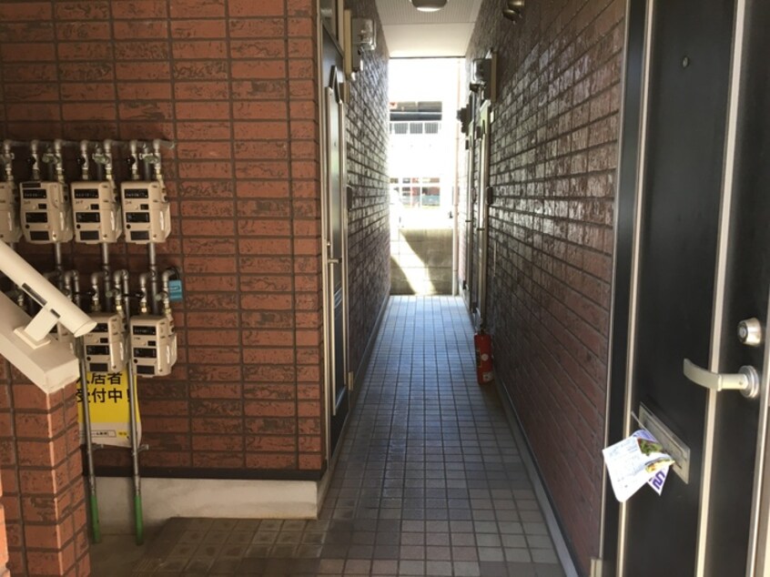 エントランス部分 イッセイ姪浜駅前