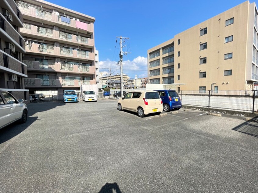 駐車場 リ－ブラ都府楼　壱番館