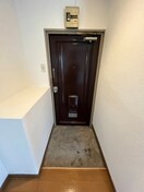 玄関 エステート足立