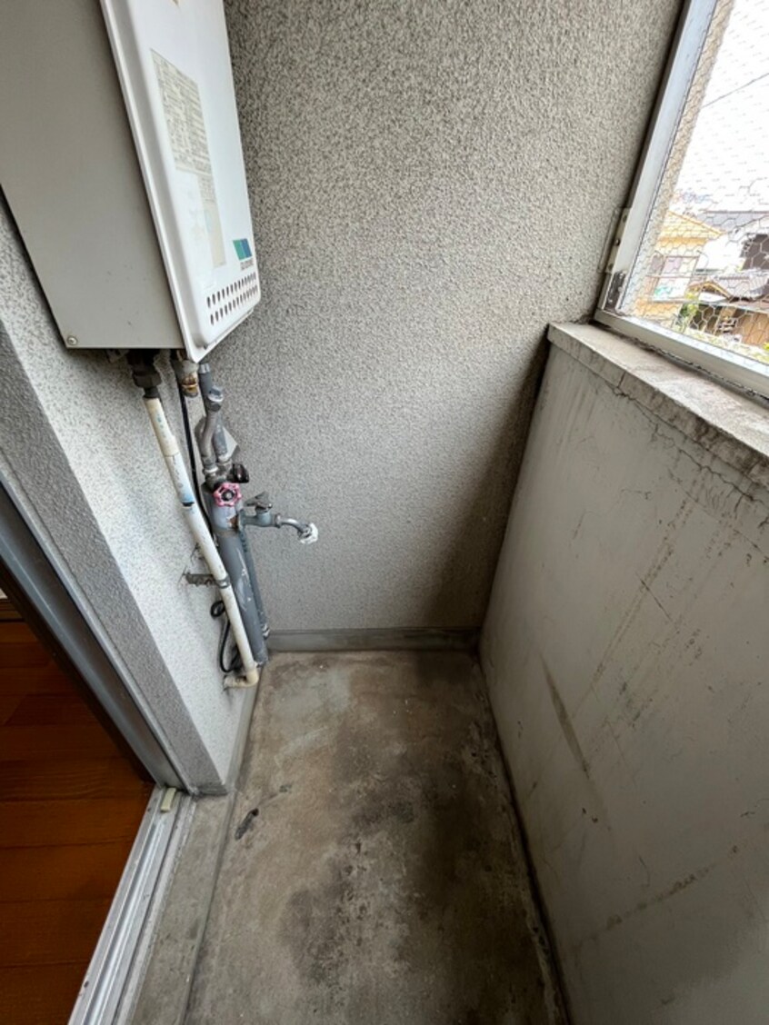 洗濯機置場 エステート足立
