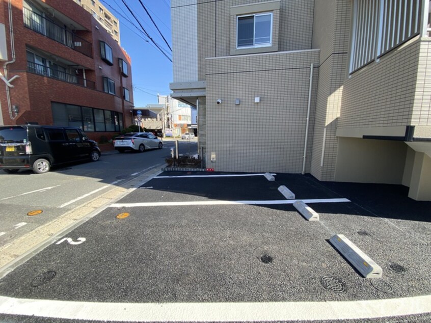 駐車場 ラシュール・イン大橋南